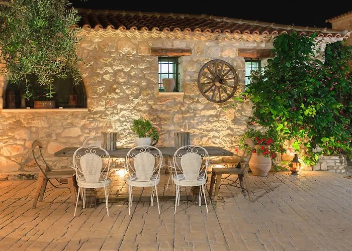Paliokaliva Apartments And Villas Planos
