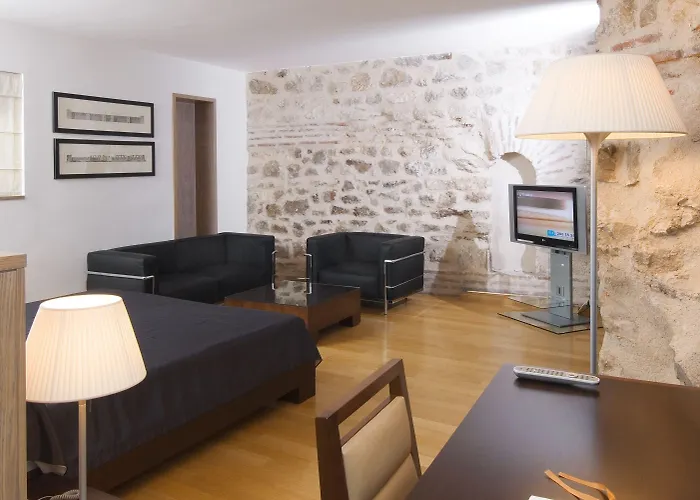 Hotel Vestibul Palace & Villa - Small Luxury Hotels Of The World Split