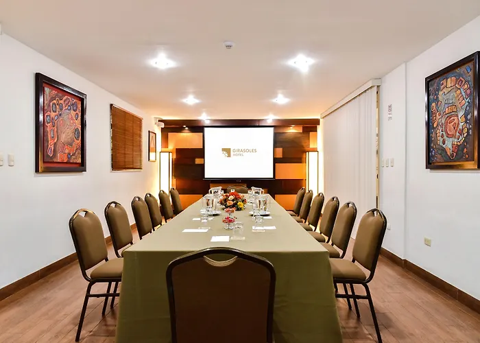 Girasoles Hotel Lima