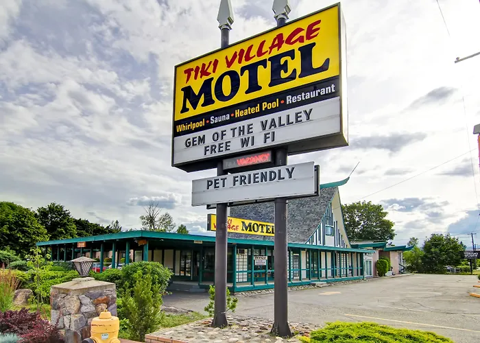 Tiki Village Inn Vernon
