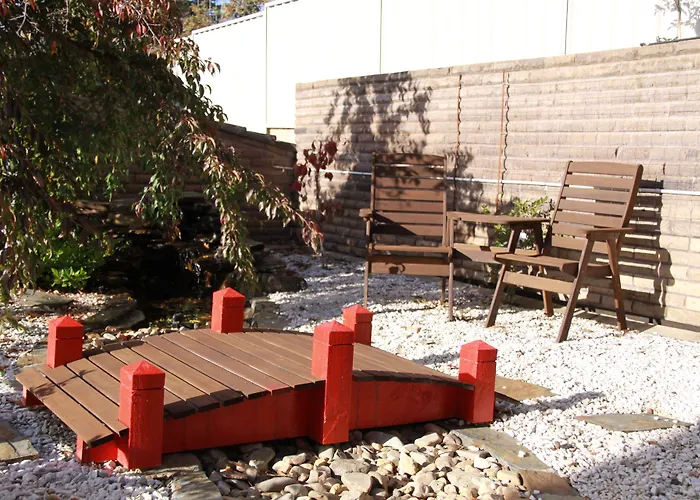 Bathurst Heights Bed & Breakfast