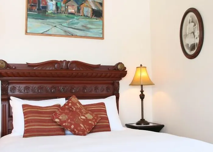 Rossmount Inn St. Andrews By The Sea
