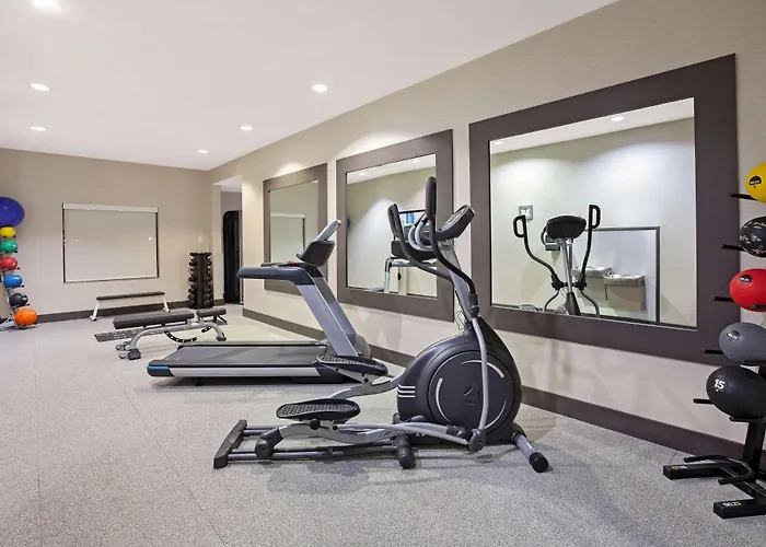 La Quinta Inn & Suites By Wyndham Houston Pasadena North