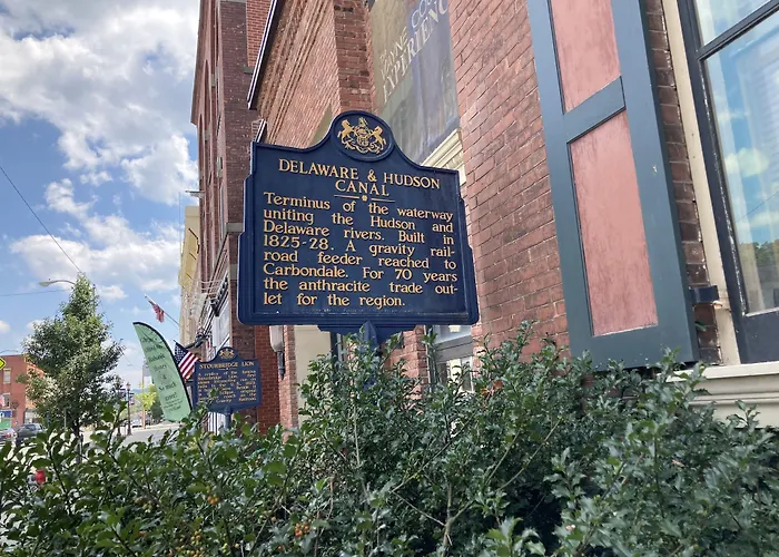 Wayne Inn Honesdale