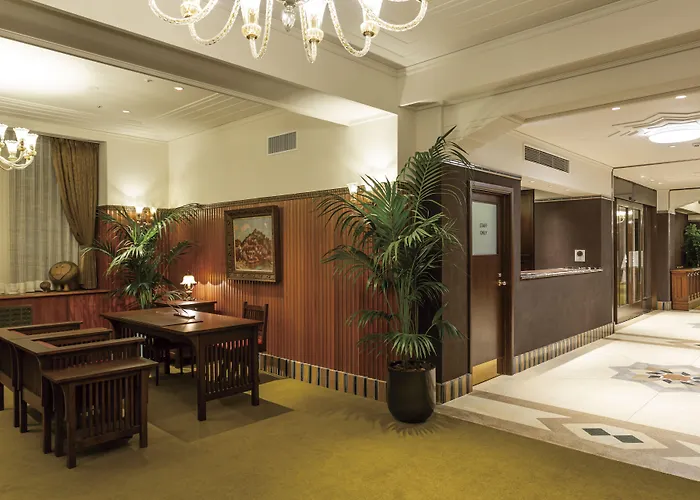 Hilltop Hotel Tokyo