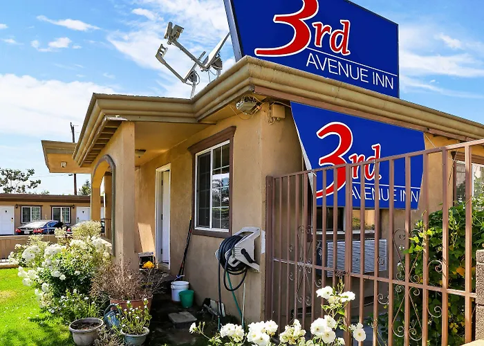 3Rd Avenue Inn La Habra