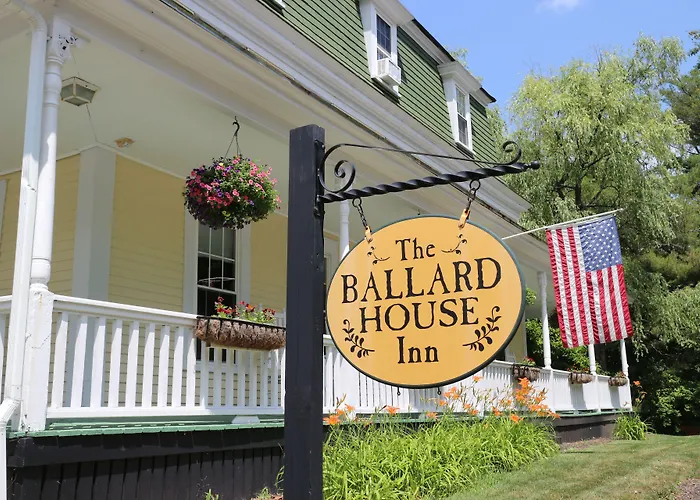 Ballard House Inn Meredith