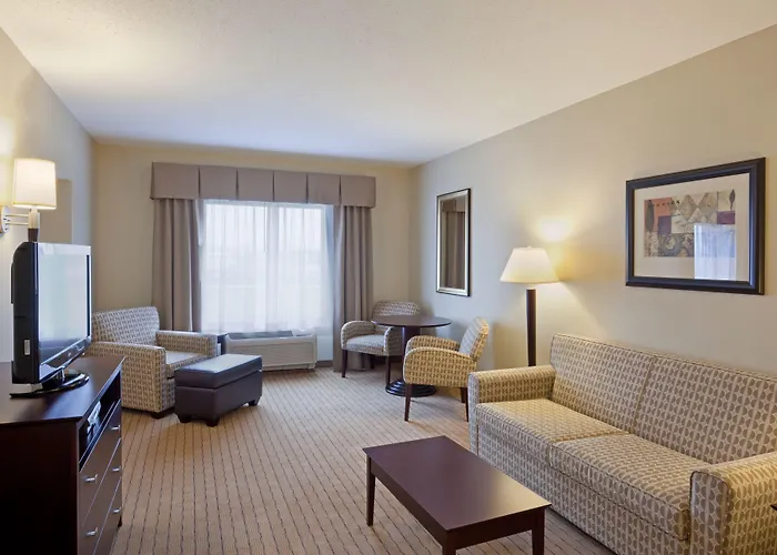 Holiday Inn Express & Suites Malone By Ihg