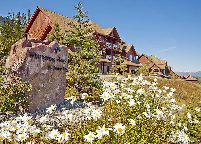 Whispering Pines Hotel Golden