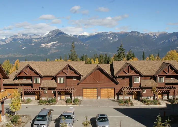 Whispering Pines Hotel Golden