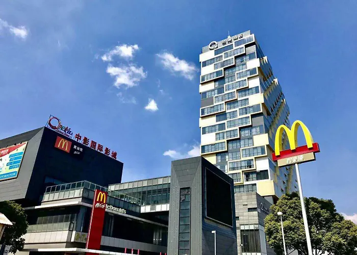 The Qube Hotel Shanghai -Close To Pudong International Airport And Disney Land