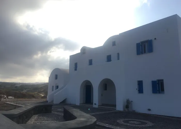 Artemis Village Karterados 