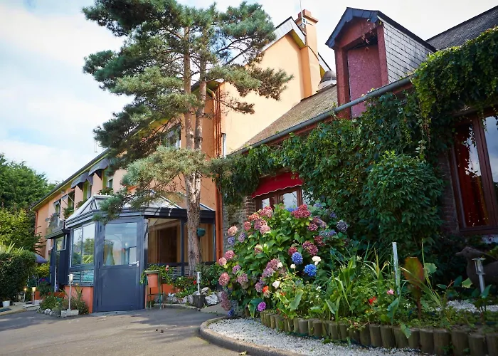 Le Clos Champel Hotel Restaurant Logis Cesson-Sévigné