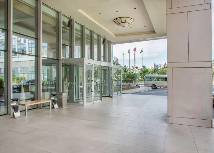 Holiday Inn Beijing Focus Square By Ihg