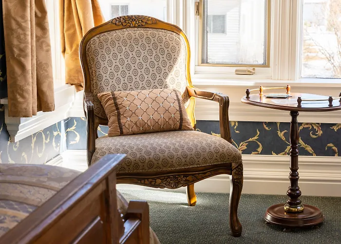 The Maple Inn Parrsboro