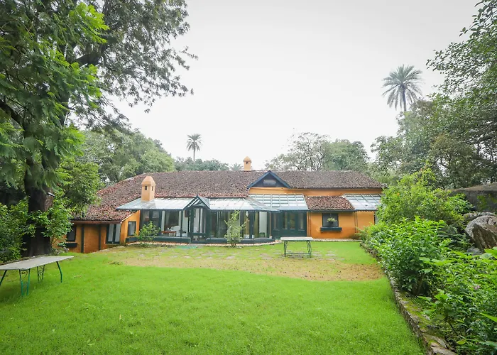 Welcomheritage Connaught House Mount Abu
