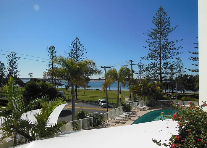 Crystal Bay On The Broadwater Aparthotel Gold Coast