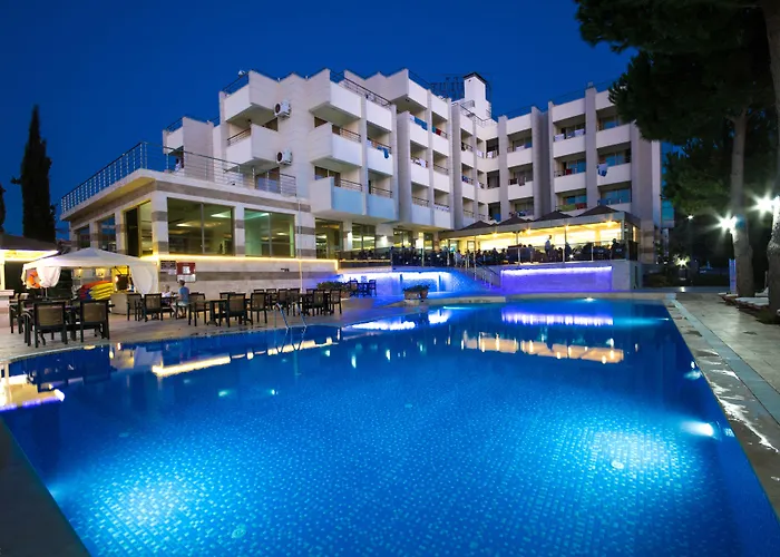 Hotel Akbulut & Spa Guzelcamlı