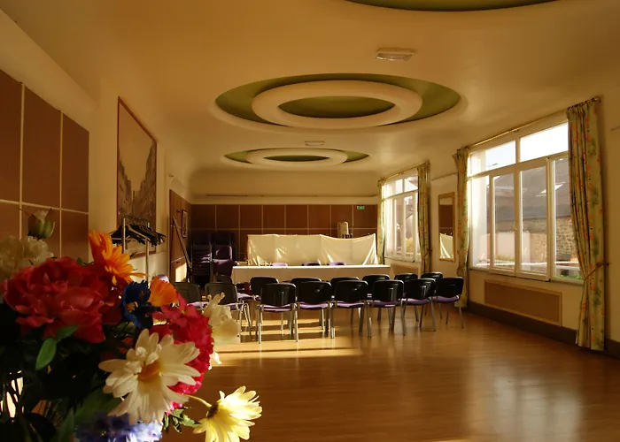 Hôtel Saint - Pierre Villedieu-les-Poêles