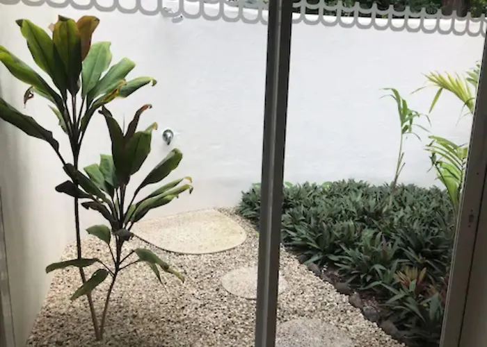 Little Polynesian Resort Rarotonga
