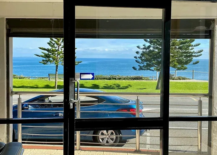 Ocean Beach Hotel Perth