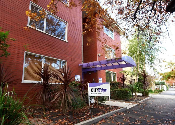 City Edge East Melbourne Apartment Hotel