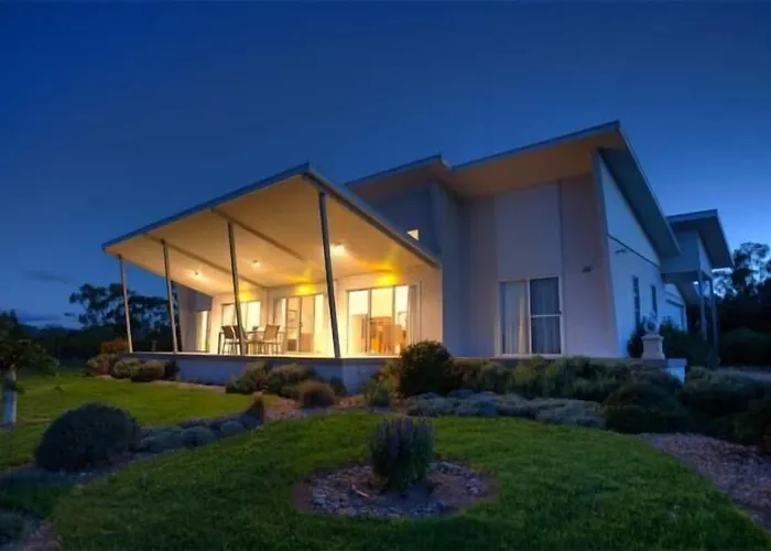 Azjure Studio Retreat Stanthorpe