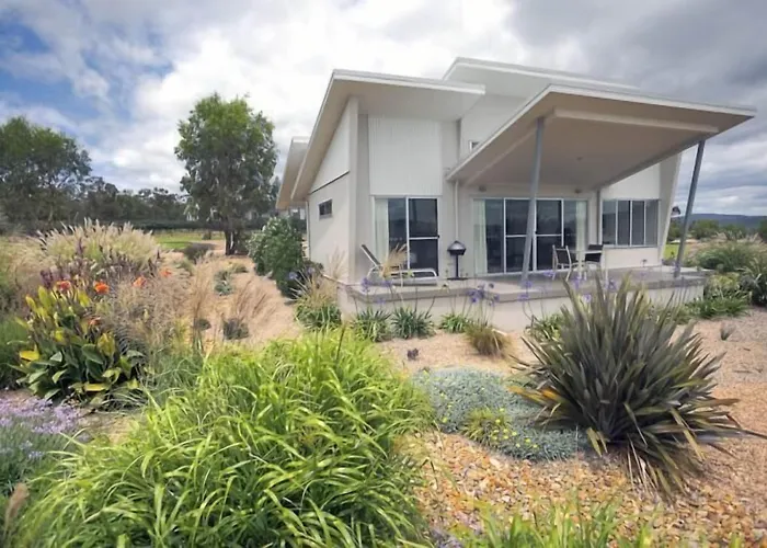 Azjure Studio Retreat Stanthorpe