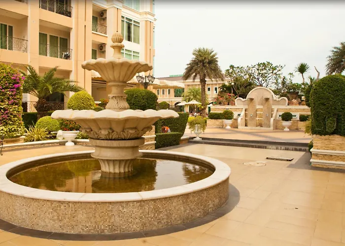 Lk Legend Otel Pattaya