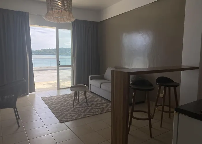 Chantillys On The Bay Port Vila
