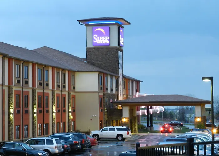 Sleep Inn & Suites Indoor Waterpark Liberty