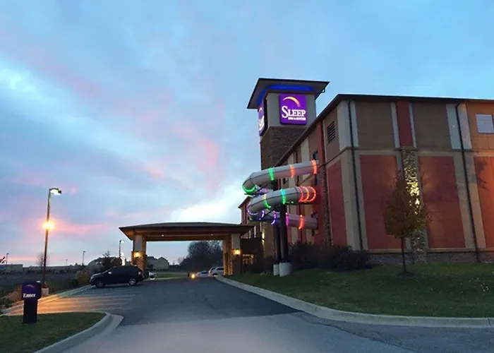 Sleep Inn & Suites Indoor Waterpark Liberty