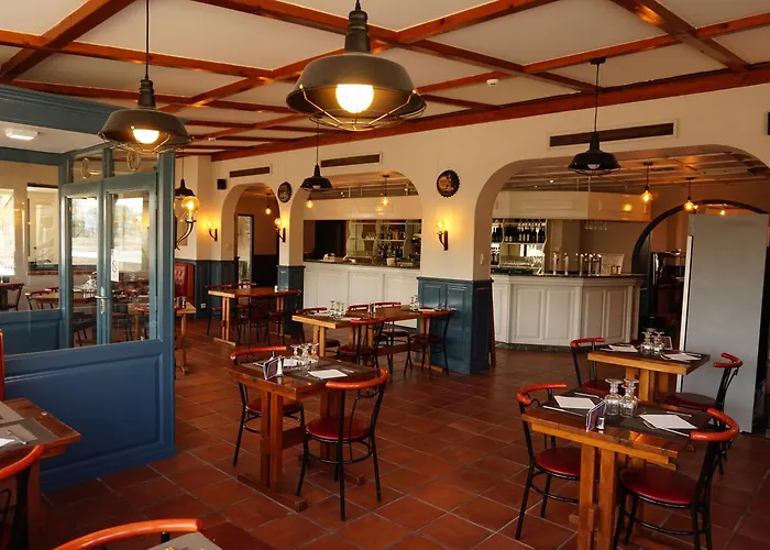 Le Bistrot D'Orange Hotel