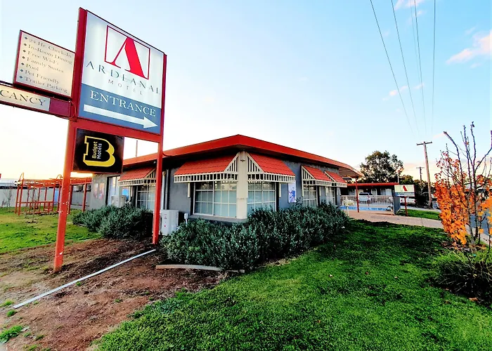 Ardeanal Motel West Wyalong