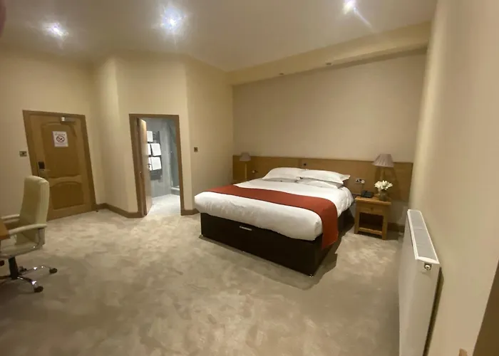 The City Hotel Dunfermline