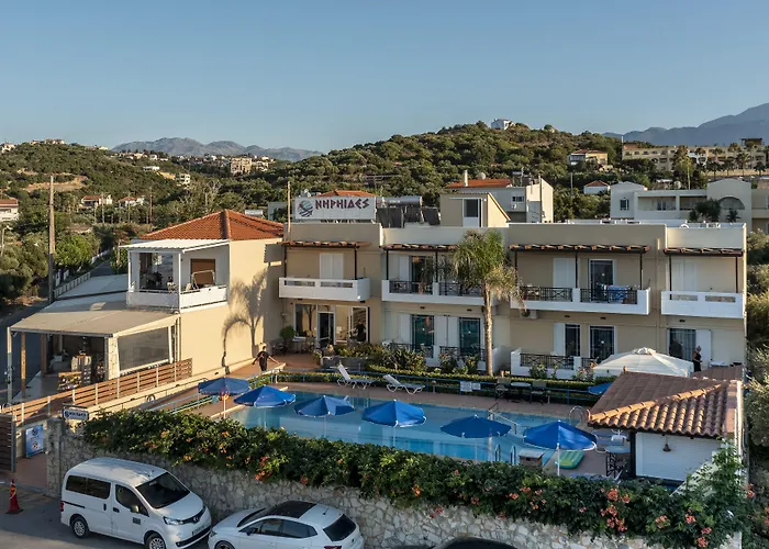 Niriides Aparthotel Almyrida 