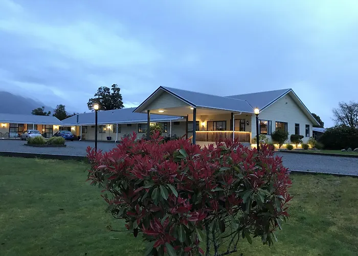 High Peaks Hotel Fox Glacier