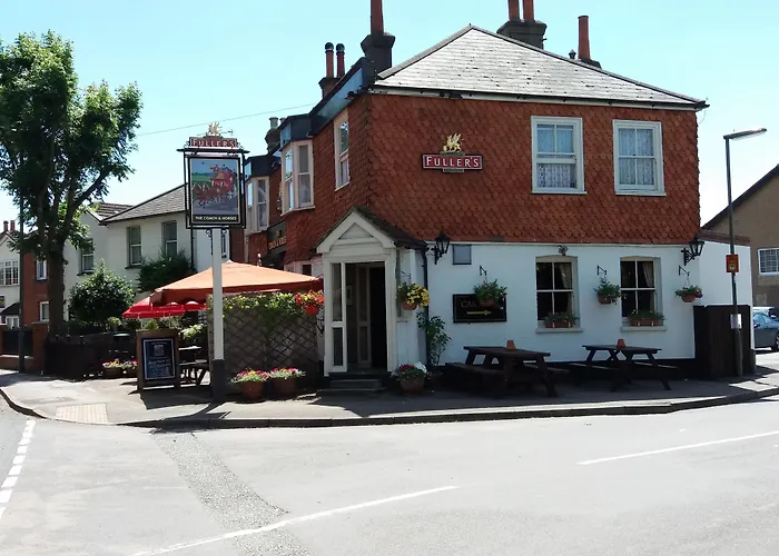 The Coach And Horses Hotel Chertsey