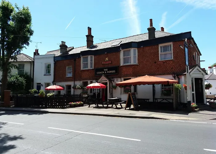 The Coach And Horses Hotel Chertsey