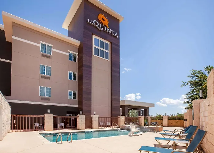 La Quinta By Wyndham Odessa North Hotel