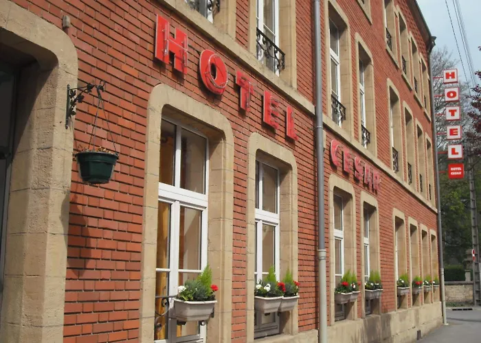 Hotel César Centre-ville Gare Charleville-Mézières