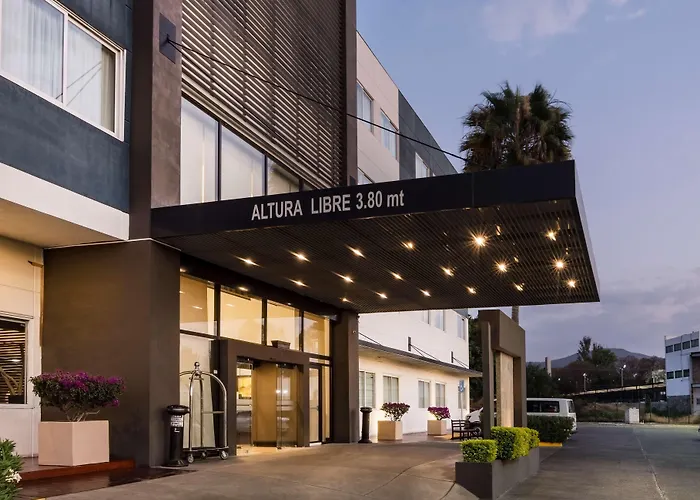 Doubletree By Hilton Queretaro Hotel