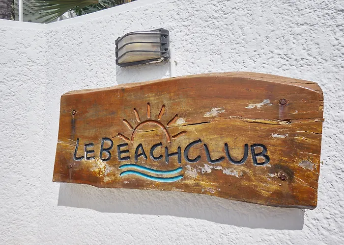 Le Beachclub Pereybere Beach