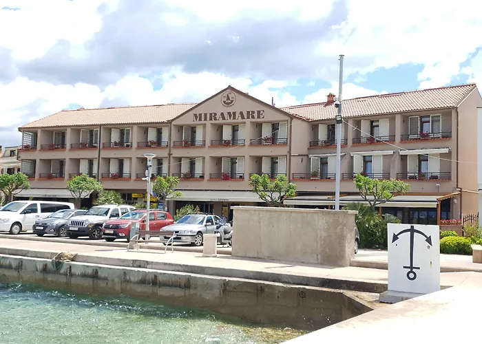 Hotel Miramare Njivice