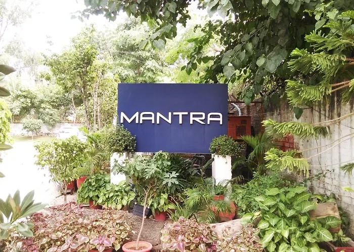 Mantra Amaltas Hotel New Delhi