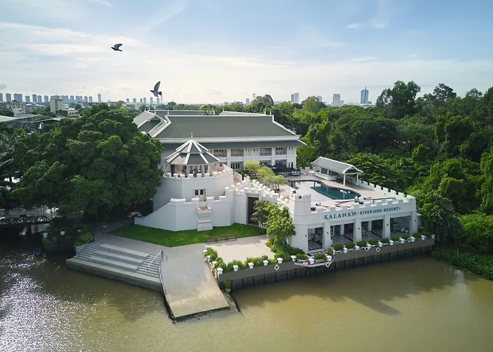 Kalanan Riverside Resort Nonthaburi