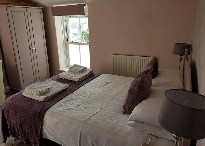 The Moelwyn Hotel & Restaurant Criccieth