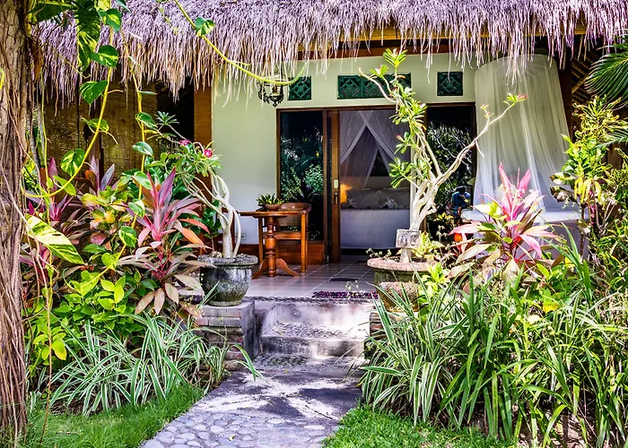 Taman Selini Wahana Beach Resort Pemuteran 