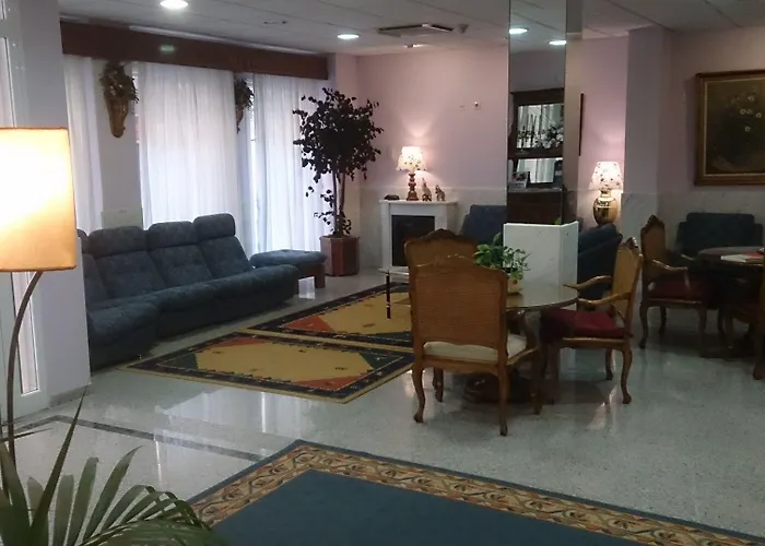 Hotel Iberia Plaza América Caces