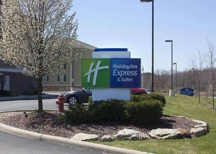Holiday Inn Express & Suites Youngstown West I 80, An Ihg Hotel Austintown